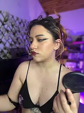 Snapshot of NikkiNix chatting on 05/31/26, 01:06 NikkiNix online show from 05/31/26, 01:06