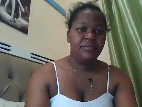Snapshot of sexy_dove chatting on 05/29/26, 03:34 sexy dove online show from 05/29/26, 03:34