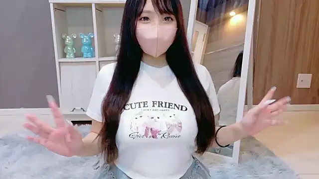 Runa-nn online show from 06/09/26, 04:08