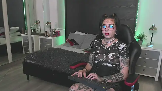 inkedsinners  online show from 05/20/26, 12:35