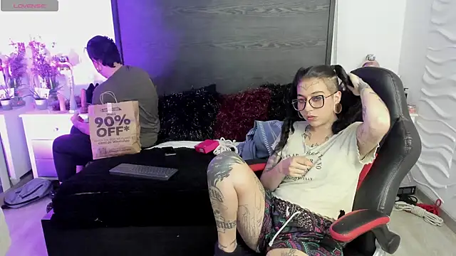Snapshot of inkedsinners_ chatting on 06/18/26, 11:04 inkedsinners online show from 06/18/26, 11:04