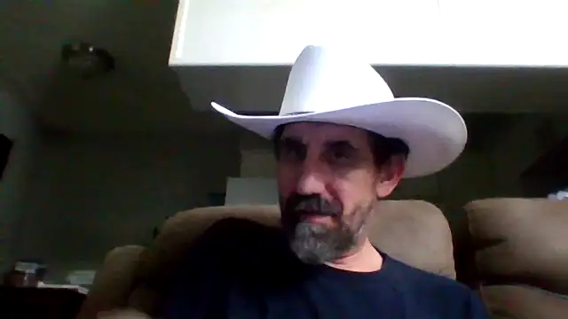 Snapshot of old_Domino chatting on 05/24/26, 11:43 old Domino online show from 05/24/26, 11:43