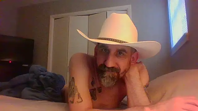 Snapshot of old_Domino chatting on 05/28/26, 02:56 old Domino online show from 05/28/26, 02:56