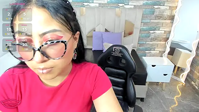 Amhira Tay online show from 07/04/26, 07:18