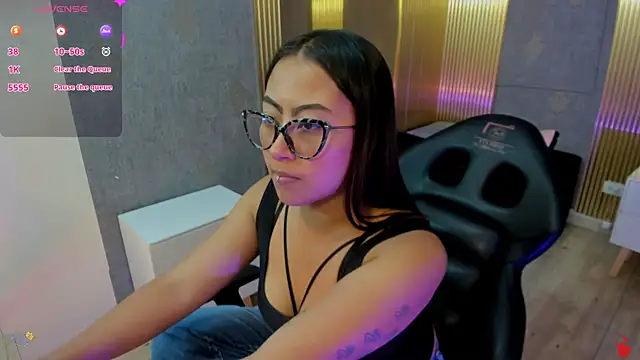 Amhira Tay online show from 06/02/26, 05:46
