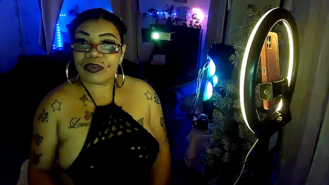 NailGoddessnow online show from 05/03/26, 06:07