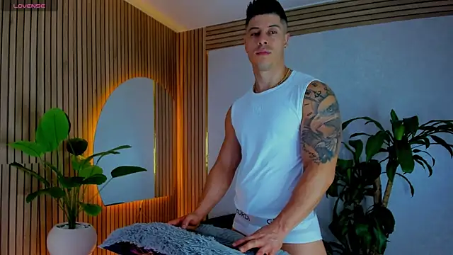 lukas green11 online show from 06/11/26, 06:27