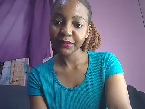 Snapshot of Africana_sexy chatting on 07/17/26, 08:00 Africana sexy online show from 07/17/26, 08:00