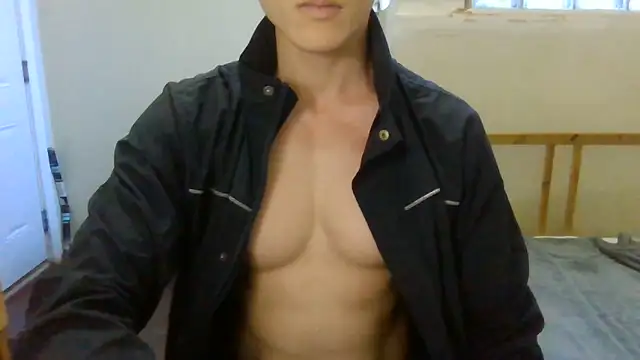 Snapshot of Allen8707 chatting on 06/20/26, 02:27 Allen8707 online show from 06/20/26, 02:27
