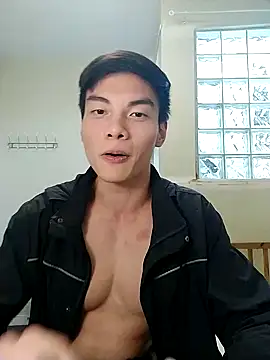 Snapshot of Allen8707 chatting on 07/05/26, 02:27 Allen8707 online show from 07/05/26, 02:27