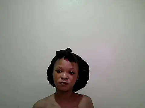 Miss rihanna online show from 06/18/26, 07:07