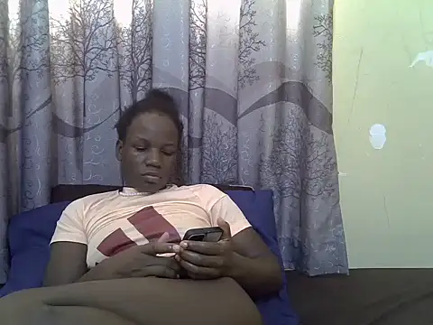 Snapshot of Sweet_elisa001 chatting on 06/08/26, 08:59 Sweet elisa001 online show from 06/08/26, 08:59