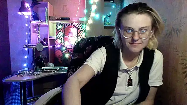   Freya    online show from 05/18/26, 10:03