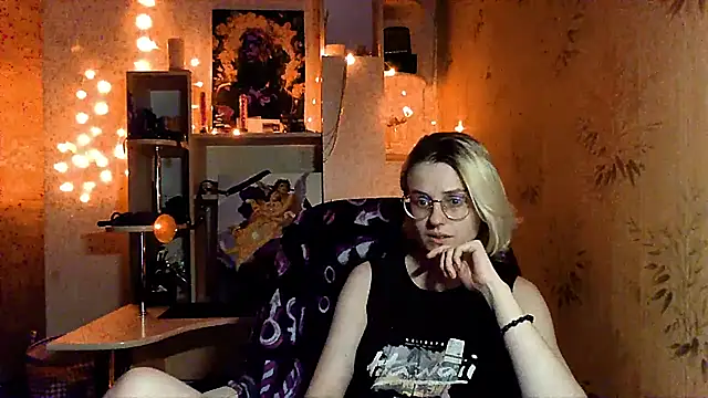   Freya    online show from 05/21/26, 08:28