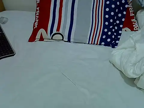 sexy lenah22 online show from 07/11/26, 12:00