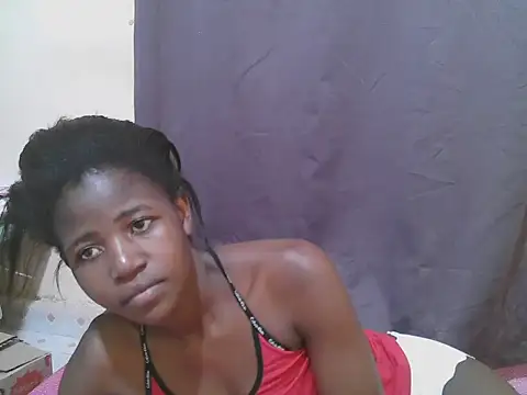 Snapshot of Sweet-tatiana chatting on 06/15/26, 07:52 Sweet-tatiana online show from 06/15/26, 07:52