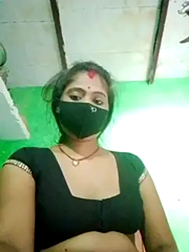 Snapshot of Rachnaaapkijaan78 chatting on 07/07/26, 09:46 Rachnaaapkijaan78 online show from 07/07/26, 09:46