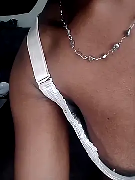 Mayah J online show from 05/15/26, 09:46