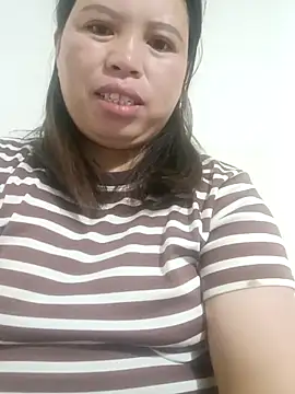 -Yeyi- online show from 06/01/26, 10:31