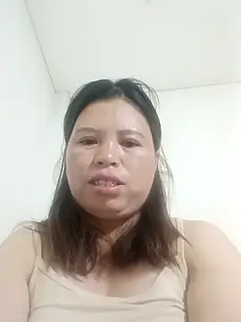 -Yeyi- online show from 06/04/26, 10:14