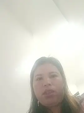 -Yeyi- online show from 05/21/26, 02:14