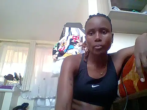 kiki8390 online show from 06/15/26, 01:44