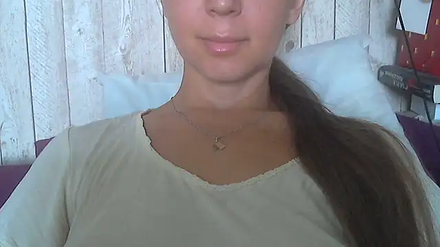 Bella--White online show from 07/08/26, 06:03
