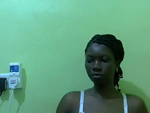 Sweet-Lynn online show from 05/19/26, 05:25