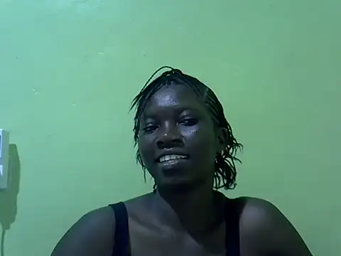 Snapshot of Sweet-Lynn chatting on 07/05/26, 03:30 Sweet-Lynn online show from 07/05/26, 03:30