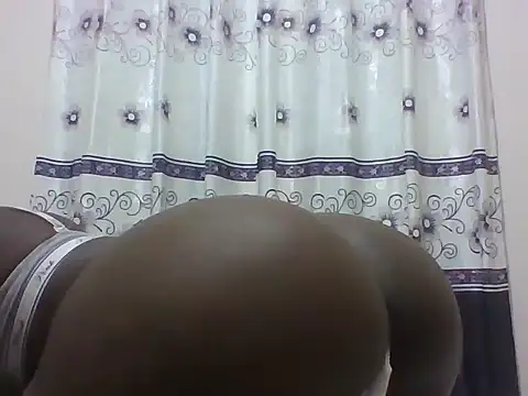 Blushkitten online show from 05/20/26, 03:58