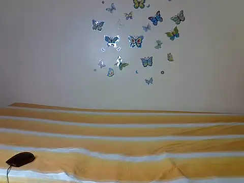 Pretty tess online show from 05/28/26, 01:28