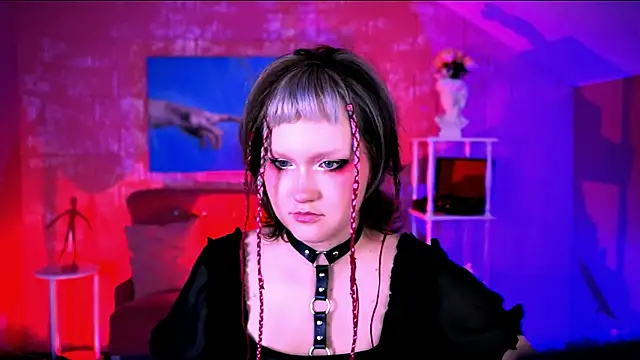 ViolettWoods online show from 07/14/26, 10:54