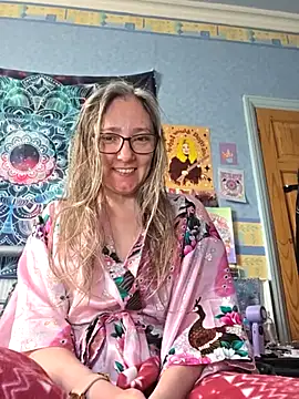 Izzylove47 online show from 05/16/26, 09:19