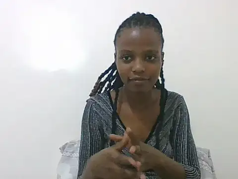 chickcute12 online show from 05/21/26, 06:38