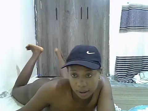 Snapshot of Nasty_lolly chatting on 05/21/26, 09:56 Nasty lolly online show from 05/21/26, 09:56