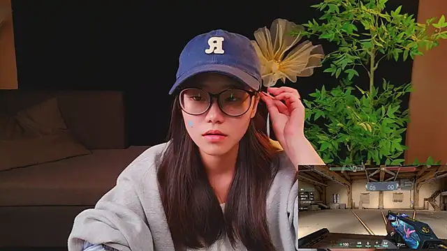 yu598188 online show from 05/21/26, 01:47
