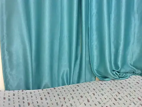 Snapshot of Ebony_fine chatting on 06/28/26, 03:24 Ebony fine online show from 06/28/26, 03:24