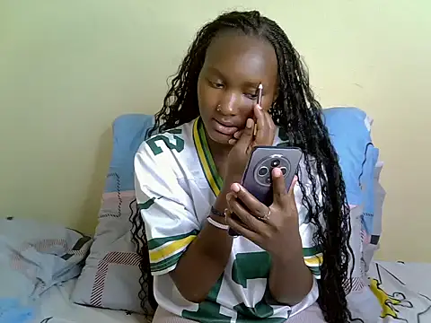 Snapshot of sexxydollyy chatting on 07/19/26, 08:16 sexxydollyy online show from 07/19/26, 08:16