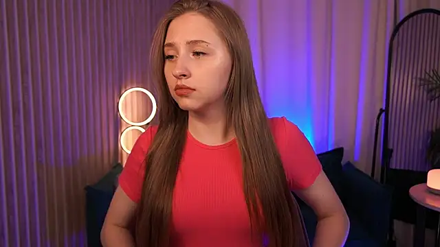 EvelinRoyce online show from 06/03/26, 02:07