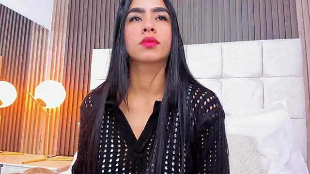Snapshot of Camila_Vega22 chatting on 06/30/26, 11:32 Camila Vega22 online show from 06/30/26, 11:32