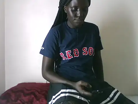 LatishLava online show from 06/21/26, 08:47