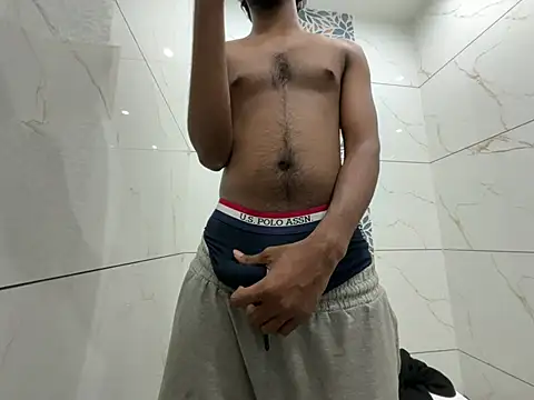 male18in online show from 06/21/26, 08:58