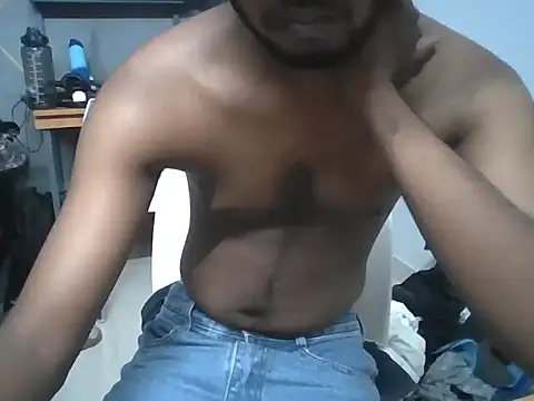 male18in online show from 05/15/26, 09:57