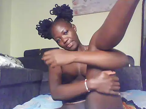 Snapshot of hot_chocolate222 chatting on 06/03/26, 07:31 hot chocolate222 online show from 06/03/26, 07:31