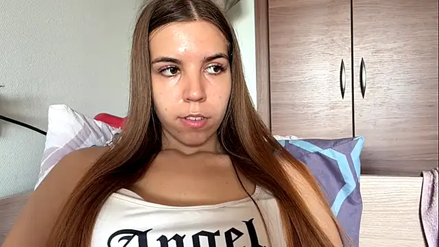 LaurindaStalford online show from 07/14/26, 02:45