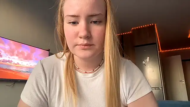 Lisi Kiss  online show from 05/24/26, 06:08