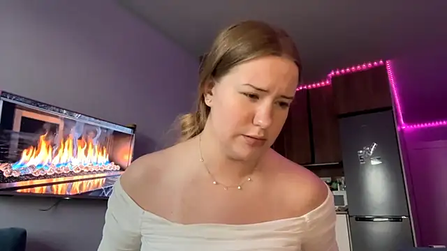 Lisi Kiss  online show from 06/04/26, 06:12