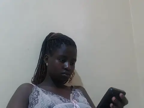 Snapshot of Sexxy-skinny chatting on 06/20/26, 05:56 Sexxy-skinny online show from 06/20/26, 05:56