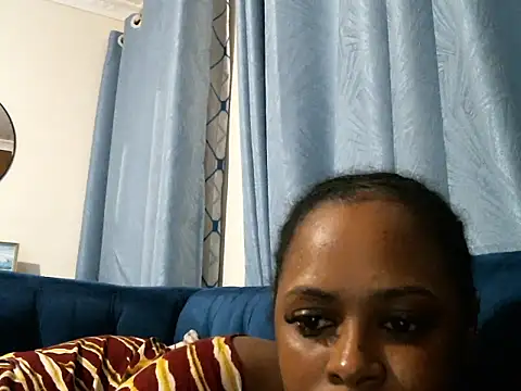 pretty zii online show from 05/15/26, 05:55