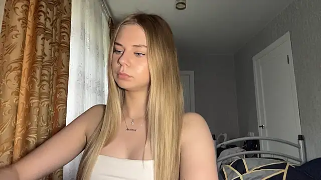 HoneysPiee online show from 06/03/26, 02:33